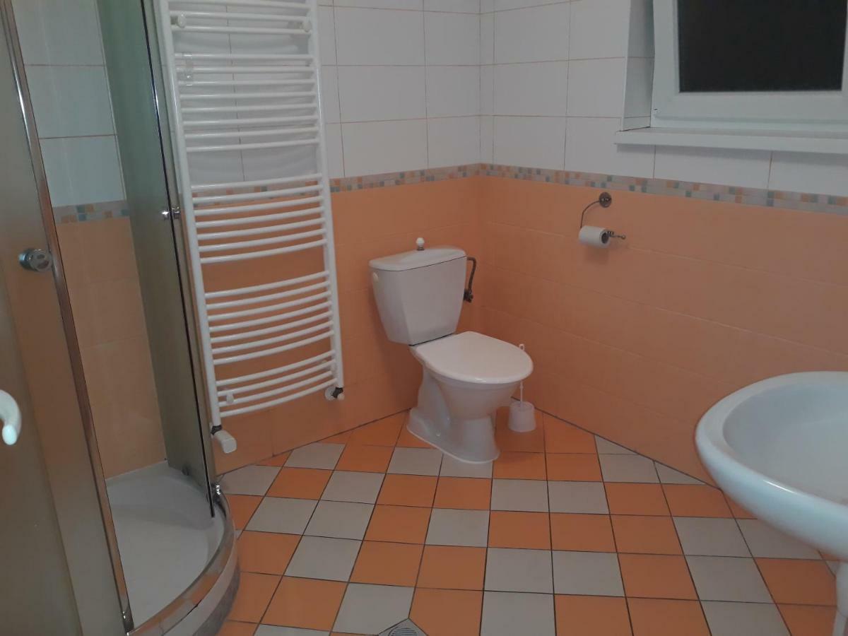 Liptovský Mikuláš Apartmany Boss מראה חיצוני תמונה